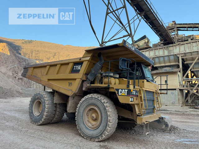 Cat 775E - Zelfrijdende kiepwagen: afbeelding 1 Cat 775E - Zelfrijdende kiepwagen: afbeelding 1