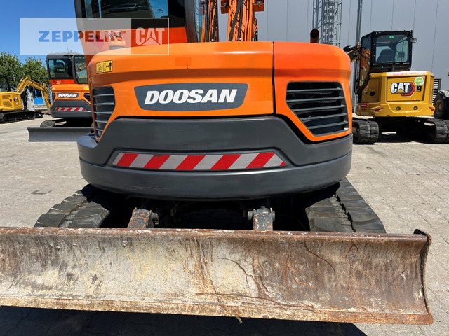 Doosan DX85R-3 - Minigraafmachine: afbeelding 4 Doosan DX85R-3 - Minigraafmachine: afbeelding 4