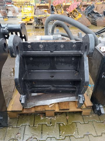 Epiroc Primärprodukte Kompo - Hydraulische hamer voor Bouwmachine: afbeelding 2 Epiroc Primärprodukte Kompo - Hydraulische hamer voor Bouwmachine: afbeelding 2