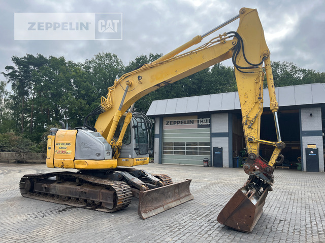 New Holland E235 - Rupsgraafmachine: afbeelding 2 New Holland E235 - Rupsgraafmachine: afbeelding 2