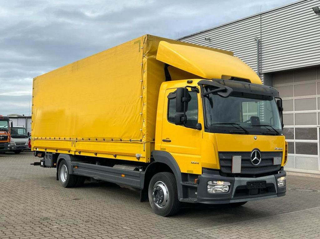 Mercedes-Benz Atego 1224 L Pritsche LBW LBW 1.5to - Schuifzeilen vrachtwagen: afbeelding 2 Mercedes-Benz Atego 1224 L Pritsche LBW LBW 1.5to - Schuifzeilen vrachtwagen: afbeelding 2