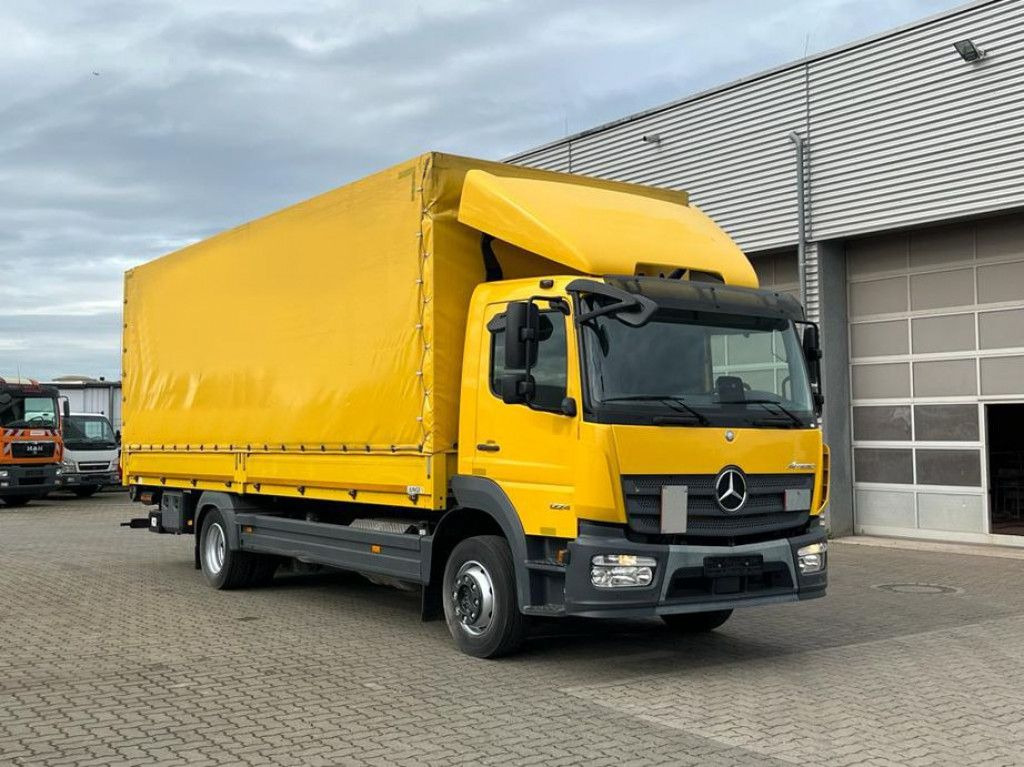 Mercedes-Benz Atego 1224 L Pritsche LBW LBW 1.5to - Schuifzeilen vrachtwagen: afbeelding 2 Mercedes-Benz Atego 1224 L Pritsche LBW LBW 1.5to - Schuifzeilen vrachtwagen: afbeelding 2