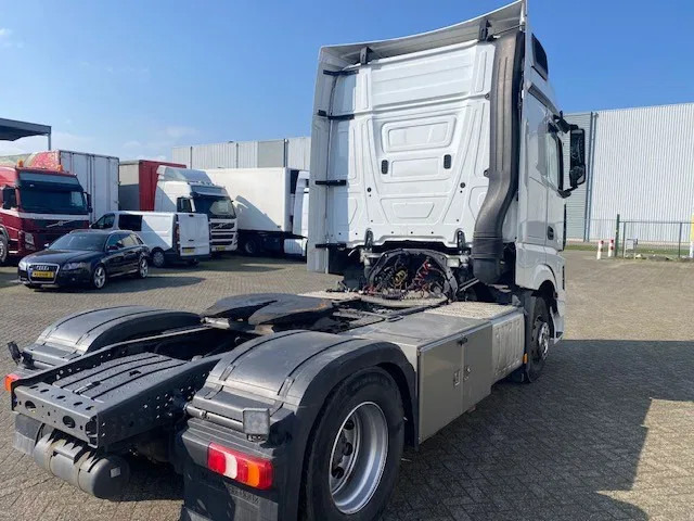 Mercedes-Benz Actros 1845 grote cabine, euro 6 , spoilers fenders... - Trekker: afbeelding 3 Mercedes-Benz Actros 1845 grote cabine, euro 6 , spoilers fenders... - Trekker: afbeelding 3