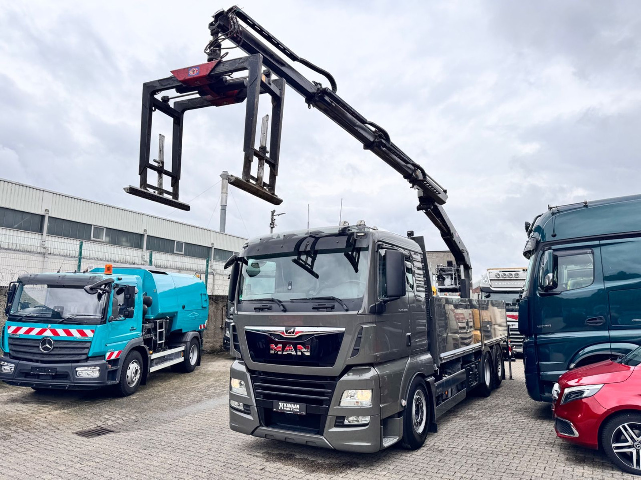 MAN 26.460 TGX Baustoffkran HMF 2110-L3 - Kraanwagen: afbeelding 4 MAN 26.460 TGX Baustoffkran HMF 2110-L3 - Kraanwagen: afbeelding 4