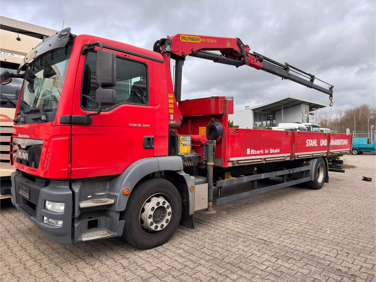 MAN TGM 18.340 Langmaterial Palfinger PK13001K Funk - Kraanwagen: afbeelding 1 MAN TGM 18.340 Langmaterial Palfinger PK13001K Funk - Kraanwagen: afbeelding 1