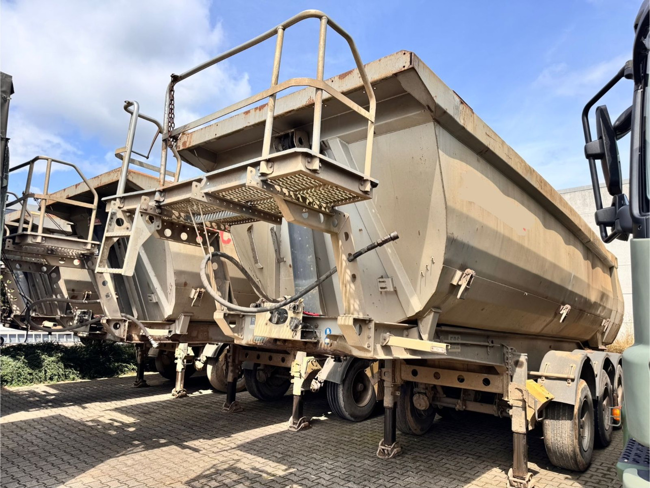 Menci SA700R Kipper Mulde 27m³ Lift Stahl 3 Stück - Kipper oplegger: afbeelding 1 Menci SA700R Kipper Mulde 27m³ Lift Stahl 3 Stück - Kipper oplegger: afbeelding 1
