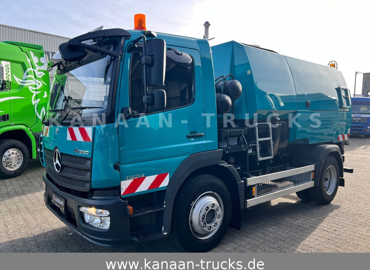 Mercedes-Benz 1324 Atego Johnston VT652 120TKM Euro6b - Veegwagen: afbeelding 2 Mercedes-Benz 1324 Atego Johnston VT652 120TKM Euro6b - Veegwagen: afbeelding 2