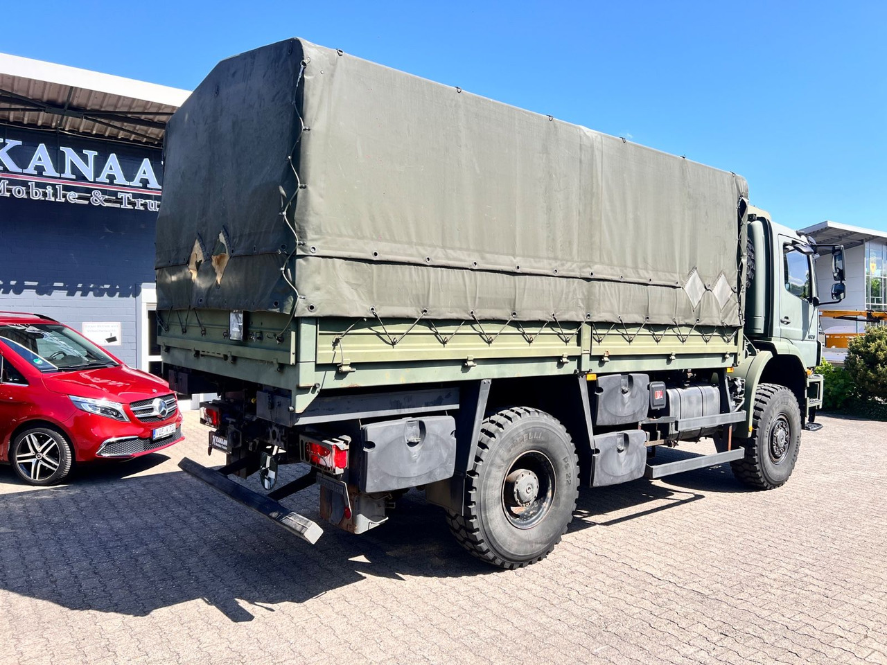 Mercedes-Benz 1829 A Axor 4x4 EX- 31 TKM Camper Expedi - Schuifzeilen vrachtwagen: afbeelding 3 Mercedes-Benz 1829 A Axor 4x4 EX- 31 TKM Camper Expedi - Schuifzeilen vrachtwagen: afbeelding 3