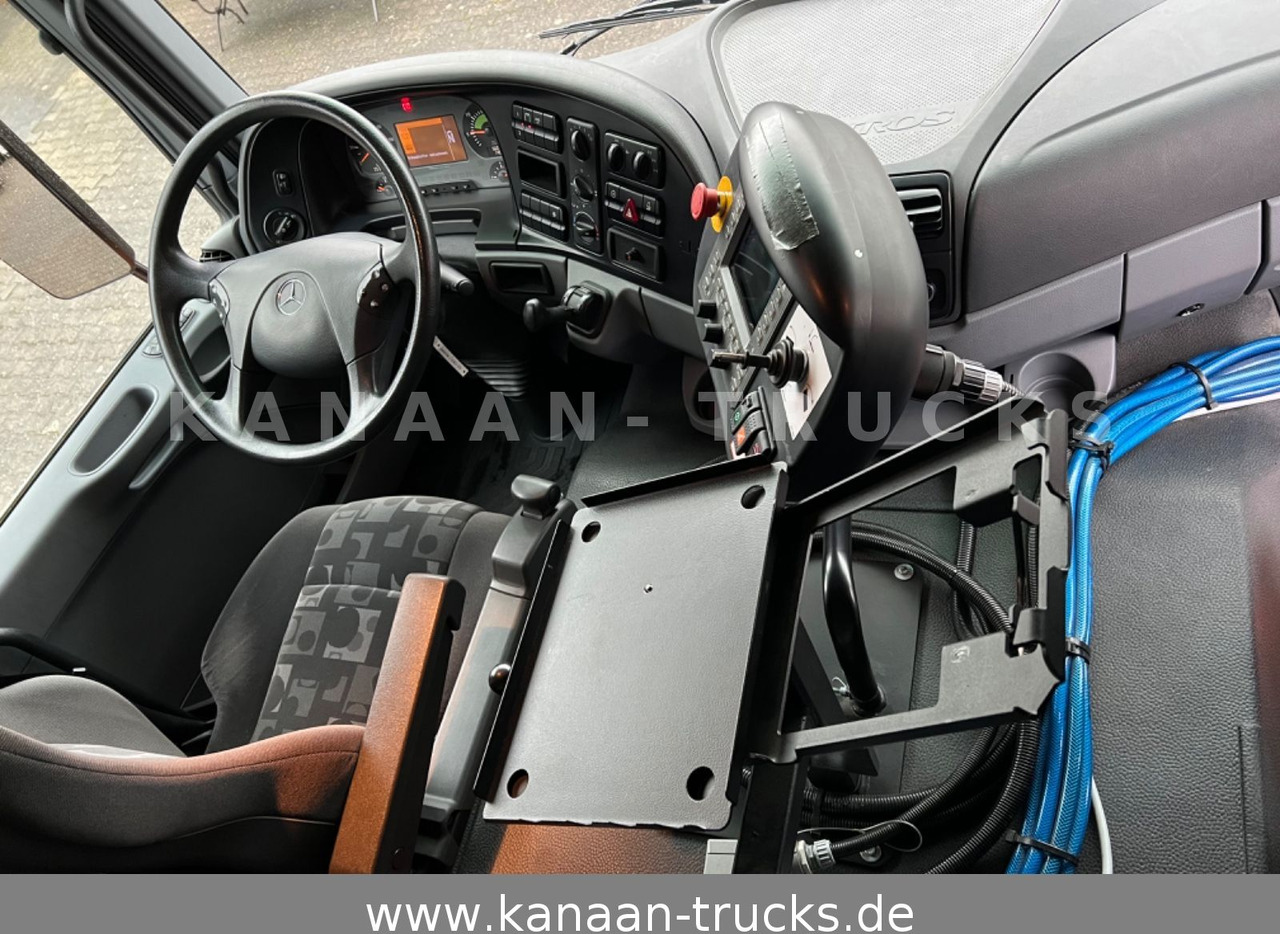 Veegwagen Mercedes-Benz 2032 Actros 4x4 Bucher STKF 9500  AIRPORT  KLIMA: afbeelding 23