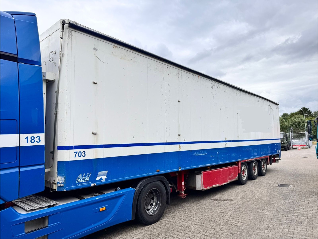 Stas S300 ZX Walkingfloor 3 x Vorhanden TÜV NEU - Schuifvloer oplegger: afbeelding 3 Stas S300 ZX Walkingfloor 3 x Vorhanden TÜV NEU - Schuifvloer oplegger: afbeelding 3