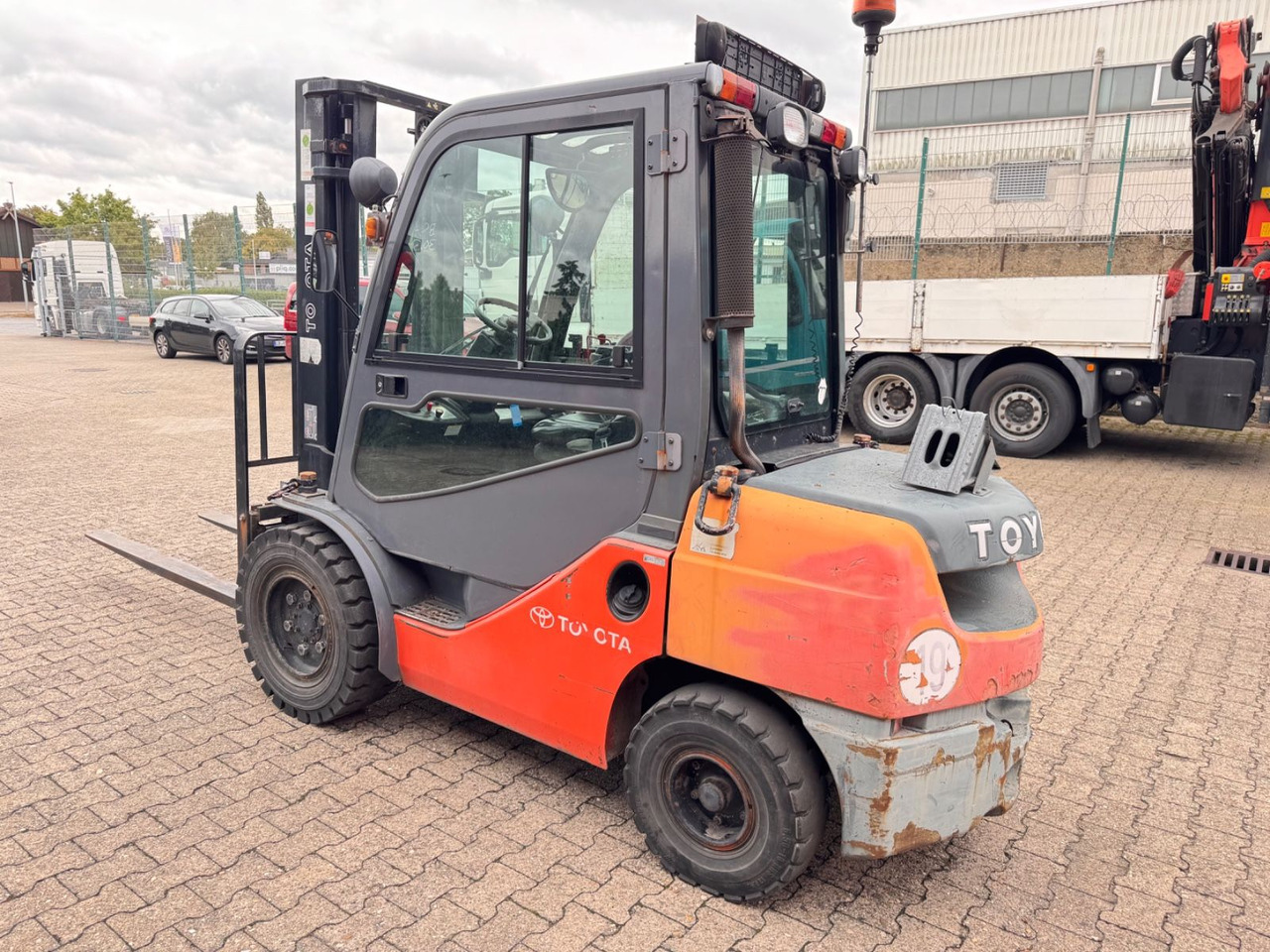 Toyota Tonero 35 Diesel Stapler 3.274h Sideshift - Diesel heftruck: afbeelding 5 Toyota Tonero 35 Diesel Stapler 3.274h Sideshift - Diesel heftruck: afbeelding 5