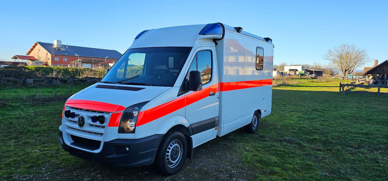 Volkswagen Crafter ELW Rettungswagen Camper Van - Ambulance: afbeelding 2 Volkswagen Crafter ELW Rettungswagen Camper Van - Ambulance: afbeelding 2