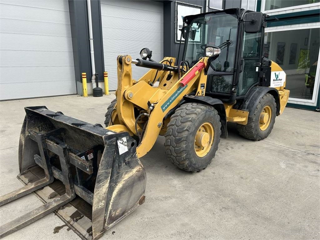 CAT 906M (8758) - Kniklader: afbeelding 4 CAT 906M (8758) - Kniklader: afbeelding 4