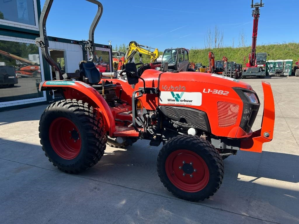 Kubota L1-382 HST - Gemeentelijke tractor: afbeelding 5 Kubota L1-382 HST - Gemeentelijke tractor: afbeelding 5
