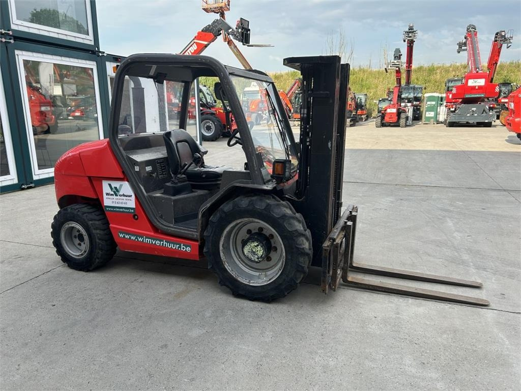 Manitou MH25-4 - Ruw terrein heftruck: afbeelding 2 Manitou MH25-4 - Ruw terrein heftruck: afbeelding 2