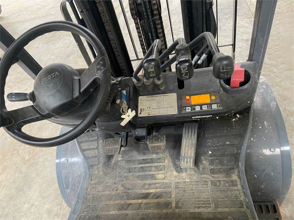 Diesel heftruck Toyota 52-8FDF30 (6317): afbeelding 9