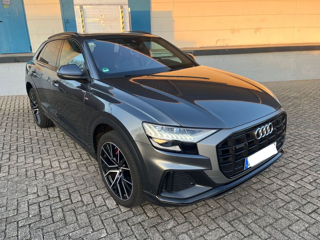 Audi Q8 50 TDI quattro tiptronic 22 Zoll*3xSline*Pano Audi Q8 50 TDI quattro tiptronic 22 Zoll*3xSline*Pano - SUV: afbeelding 1 Audi Q8 50 TDI quattro tiptronic 22 Zoll*3xSline*Pano Audi Q8 50 TDI quattro tiptronic 22 Zoll*3xSline*Pano - SUV: afbeelding 1
