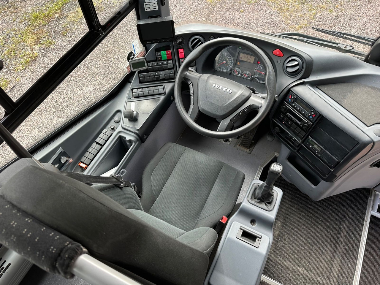 Iveco EVADYS H (55 Sitze*Schalt*176 tKm) - Minibus, Personenvervoer: afbeelding 5 Iveco EVADYS H (55 Sitze*Schalt*176 tKm) - Minibus, Personenvervoer: afbeelding 5