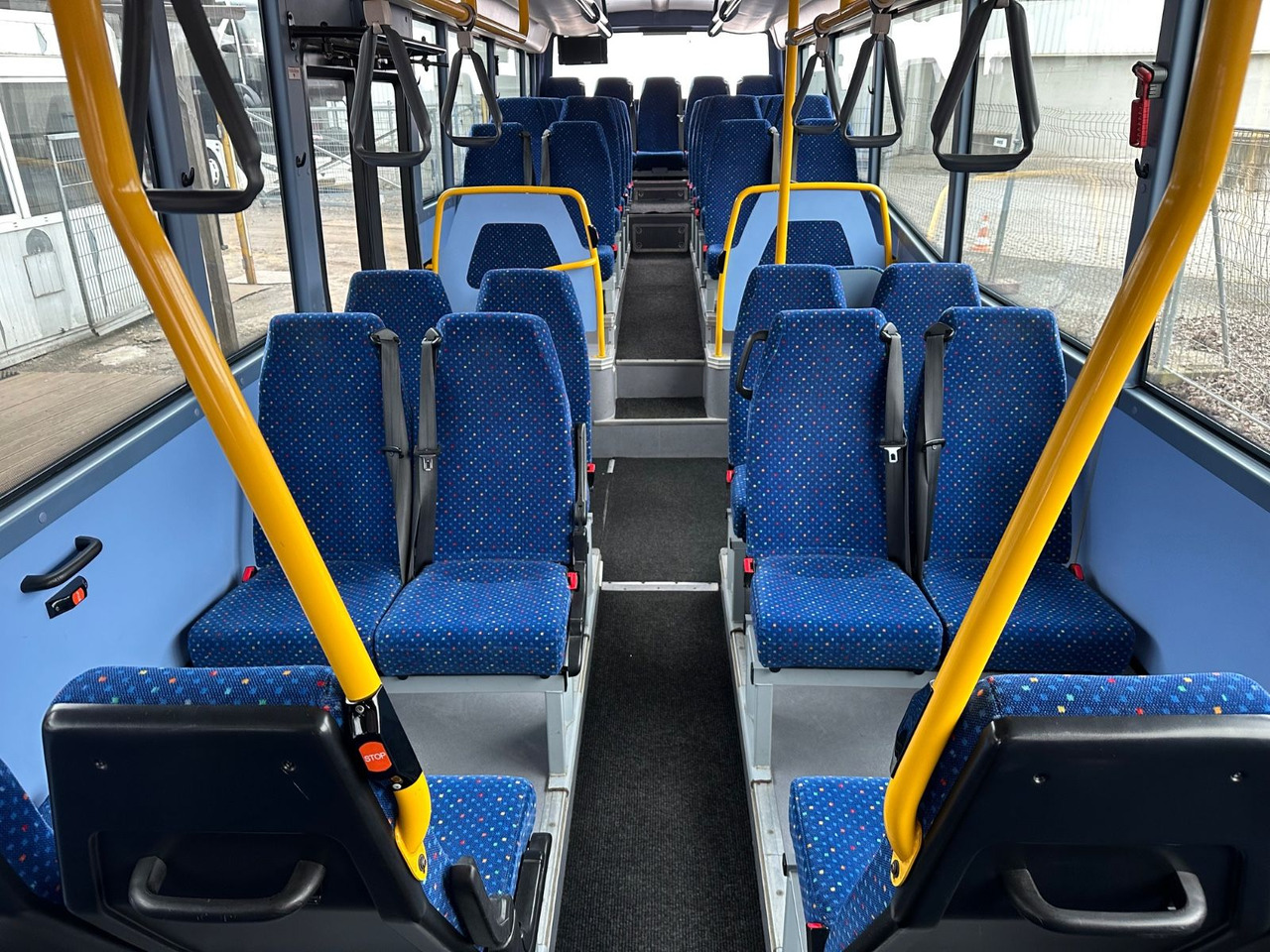 Iveco Irisbus Crossway LE SFR 162 *AC*100 km/h*Schalt Iveco Irisbus Crossway LE SFR 162 *AC*100 km/h*Schalt - Stadsbus: afbeelding 5 Iveco Irisbus Crossway LE SFR 162 *AC*100 km/h*Schalt Iveco Irisbus Crossway LE SFR 162 *AC*100 km/h*Schalt - Stadsbus: afbeelding 5