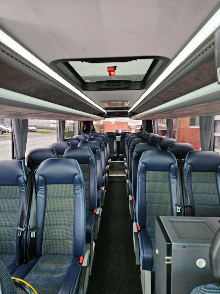 Iveco RAPIDO (Garantie 06.2027*30 Sitze) Rosero - Minibus, Personenvervoer: afbeelding 2 Iveco RAPIDO (Garantie 06.2027*30 Sitze) Rosero - Minibus, Personenvervoer: afbeelding 2