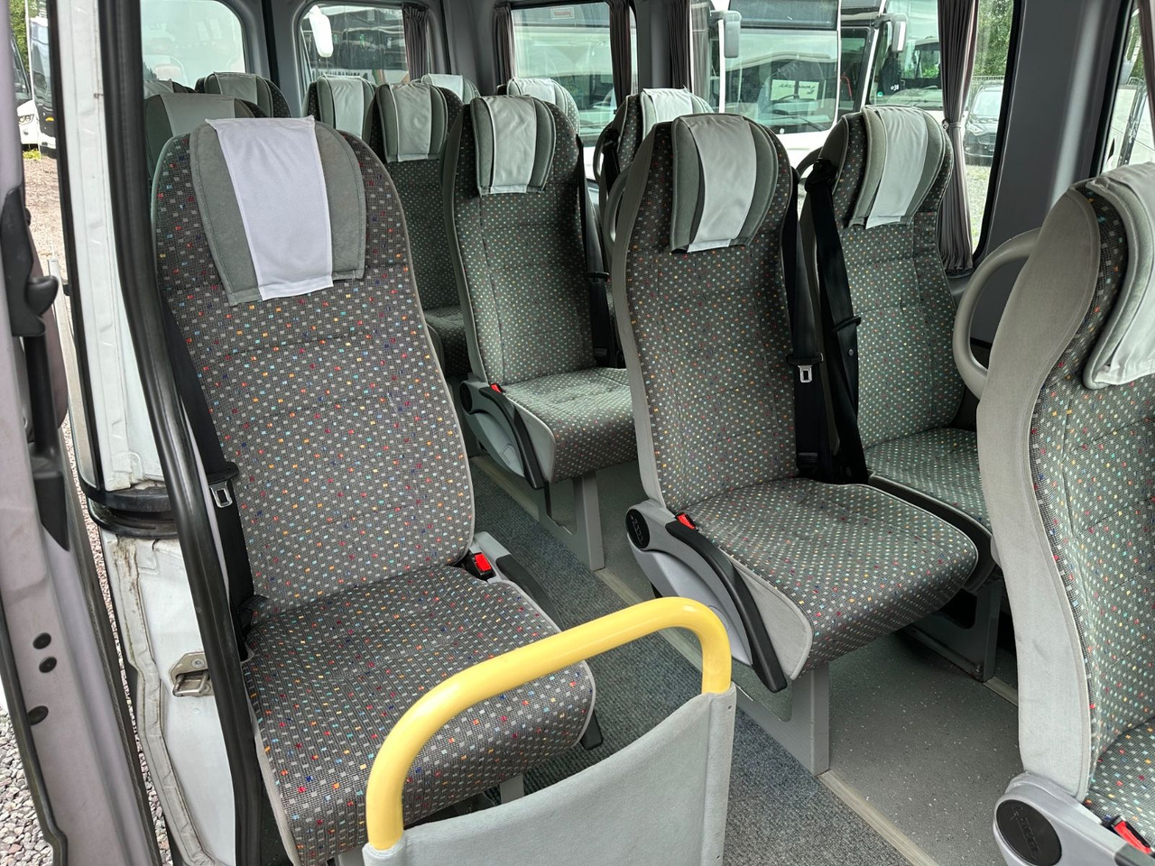 Mercedes-Benz Sprinter 316 CDi (17Sitze*DE*AC*Reise) - Minibus, Personenvervoer: afbeelding 5 Mercedes-Benz Sprinter 316 CDi (17Sitze*DE*AC*Reise) - Minibus, Personenvervoer: afbeelding 5