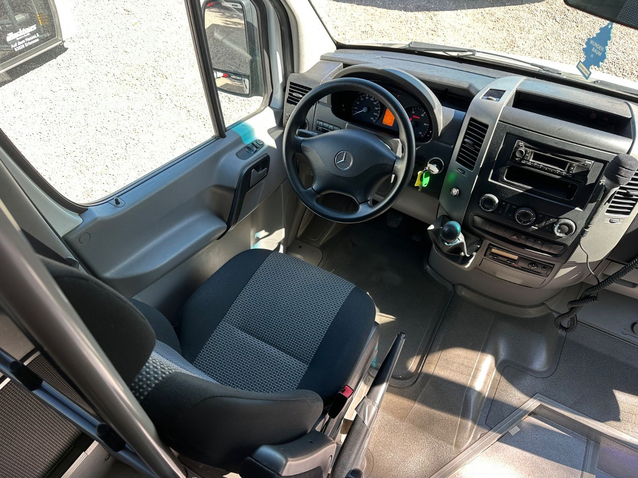 Mercedes-Benz Sprinter 516 CDi (DE*Klima*24 Sitze) - Minibus, Personenvervoer: afbeelding 4 Mercedes-Benz Sprinter 516 CDi (DE*Klima*24 Sitze) - Minibus, Personenvervoer: afbeelding 4