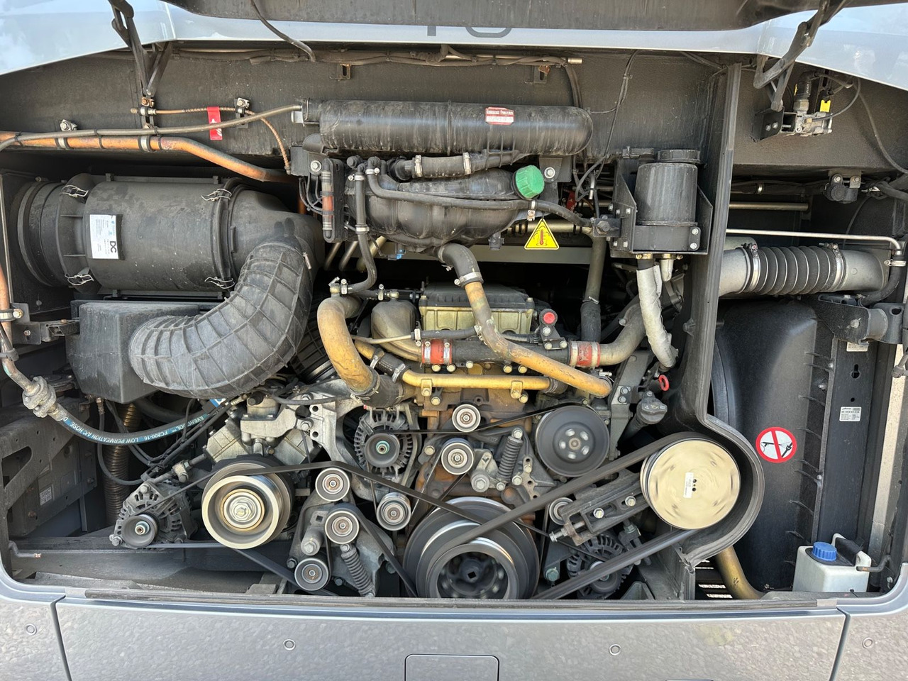 Mercedes-Benz Tourismo E 15 RHD (wenig Km*TOP*DE) - Touringcar: afbeelding 4 Mercedes-Benz Tourismo E 15 RHD (wenig Km*TOP*DE) - Touringcar: afbeelding 4