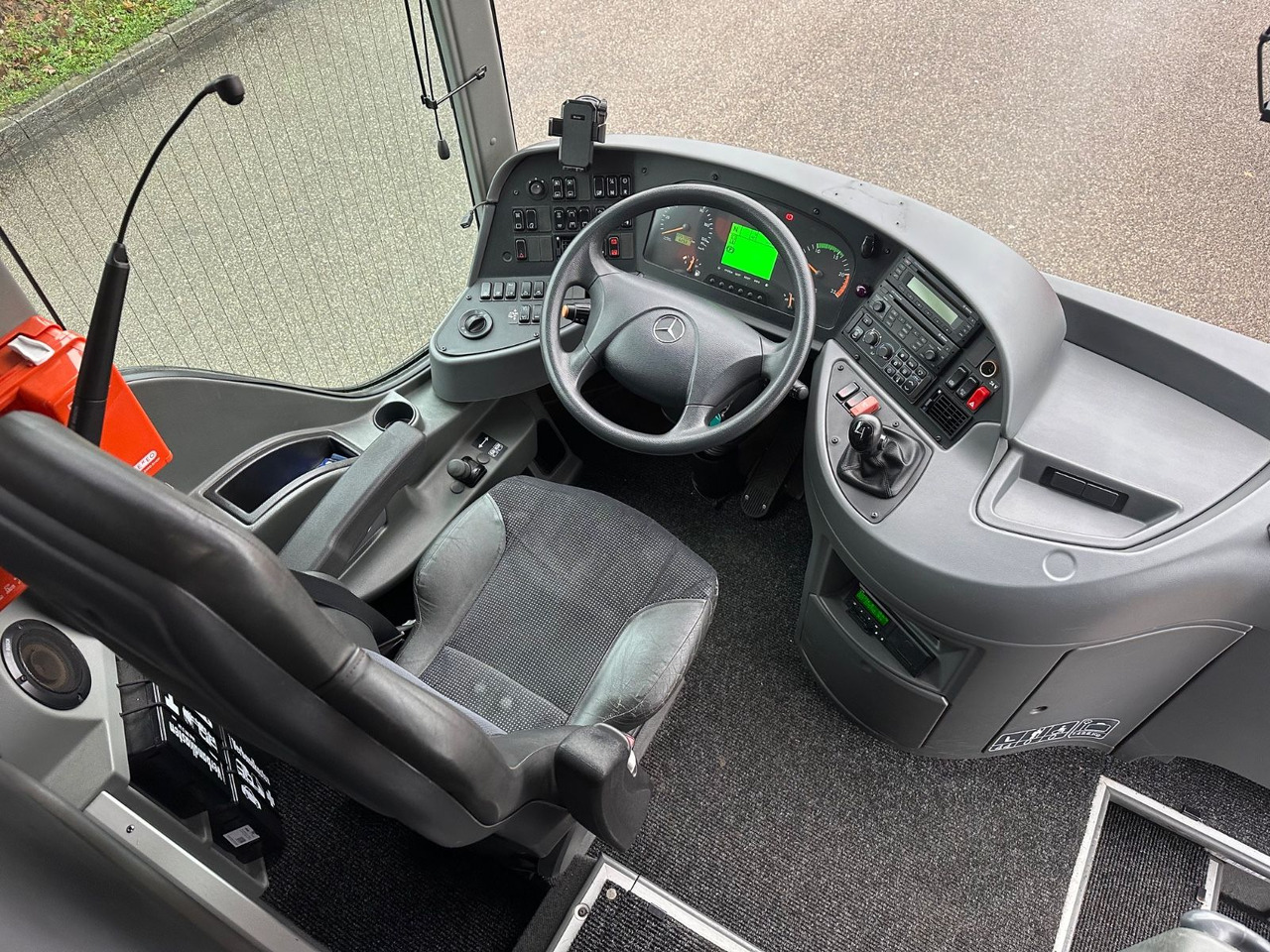 Mercedes-Benz Tourismo O350 15 RHD (205 tKm*DE*TOP) - Touringcar: afbeelding 5 Mercedes-Benz Tourismo O350 15 RHD (205 tKm*DE*TOP) - Touringcar: afbeelding 5