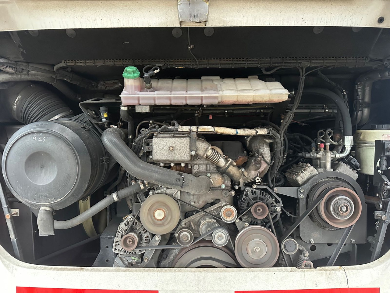 Neoplan P15 Cityliner Toterwinken Assist*EEV*57Sitze - Touringcar: afbeelding 3 Neoplan P15 Cityliner Toterwinken Assist*EEV*57Sitze - Touringcar: afbeelding 3