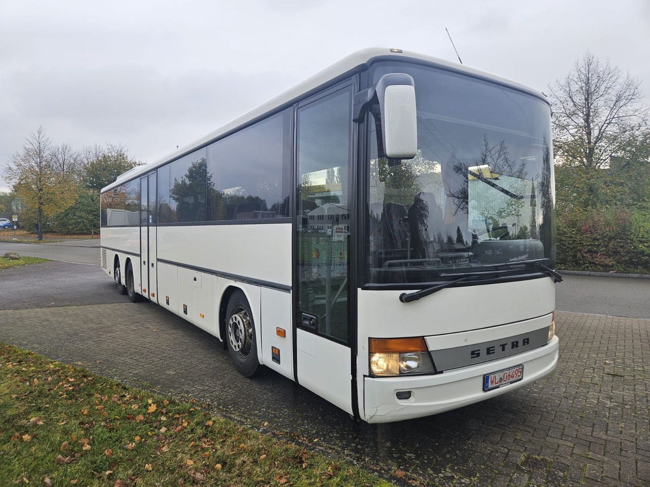 Setra S 317 UL (66 Sitze*Schalt*TOP) - Streekbus: afbeelding 1 Setra S 317 UL (66 Sitze*Schalt*TOP) - Streekbus: afbeelding 1