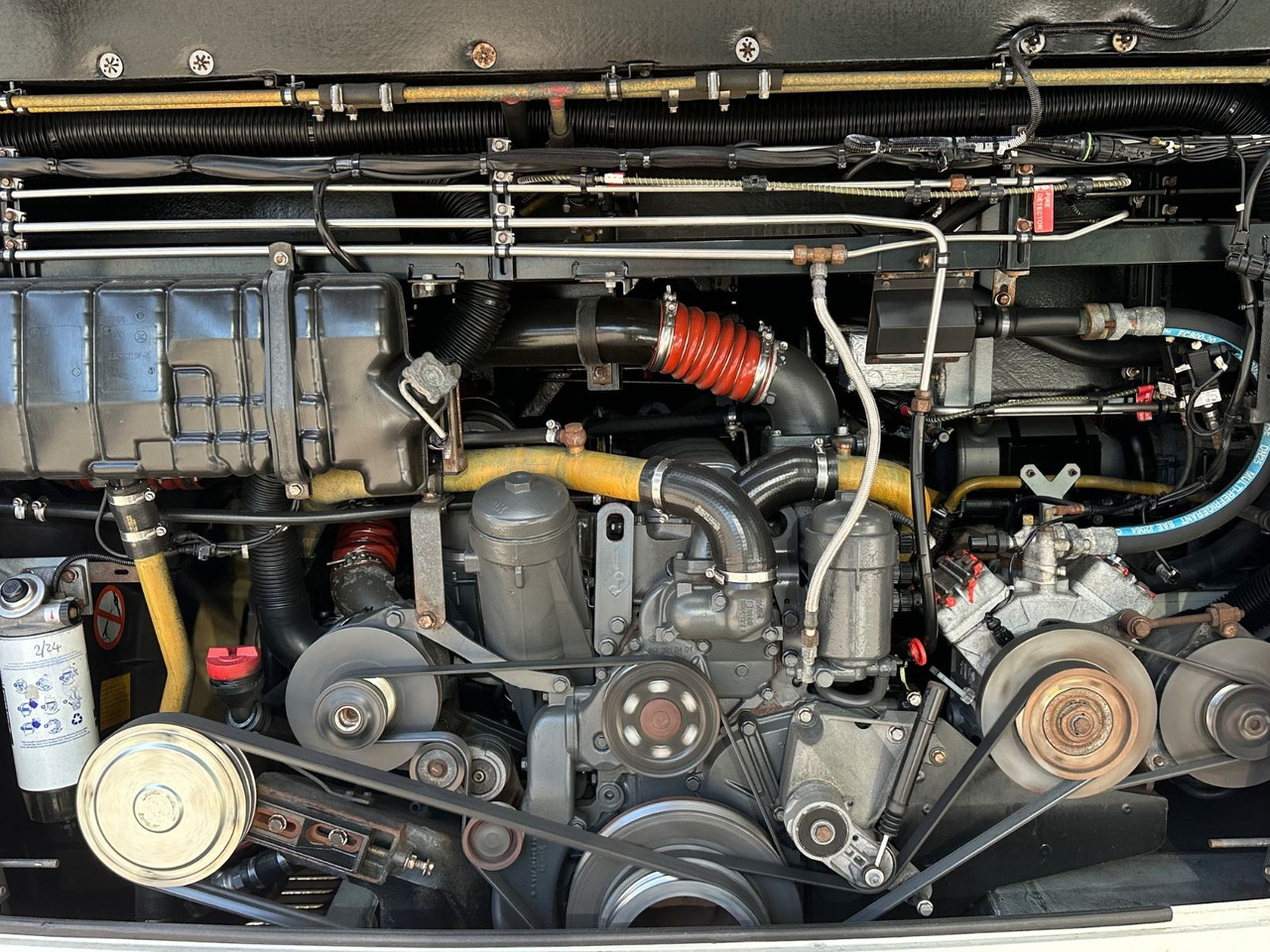 Setra S 416 HDH (Motor neu*TOP) - Touringcar: afbeelding 3 Setra S 416 HDH (Motor neu*TOP) - Touringcar: afbeelding 3