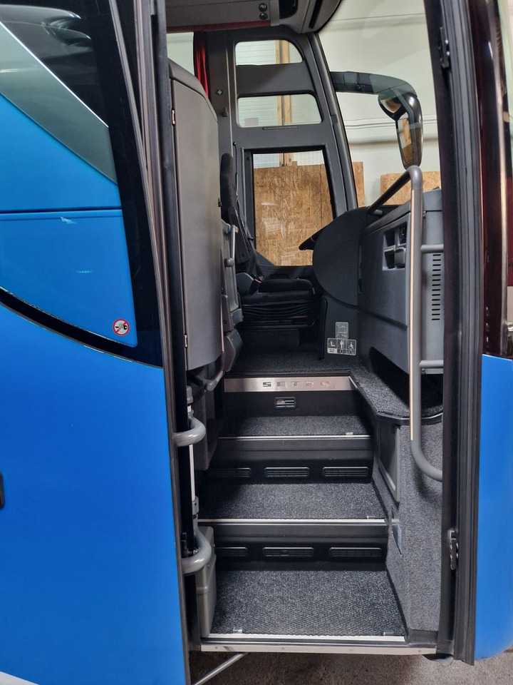 Setra S 416 HDH (Schweizer Bus*TOP) - Touringcar: afbeelding 4 Setra S 416 HDH (Schweizer Bus*TOP) - Touringcar: afbeelding 4