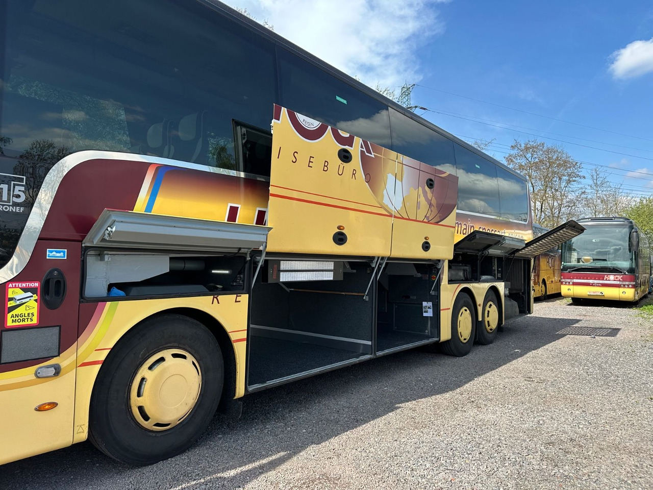 Vanhool T915 Astronef (Euro 5*Panorama Dach) - Touringcar: afbeelding 4 Vanhool T915 Astronef (Euro 5*Panorama Dach) - Touringcar: afbeelding 4